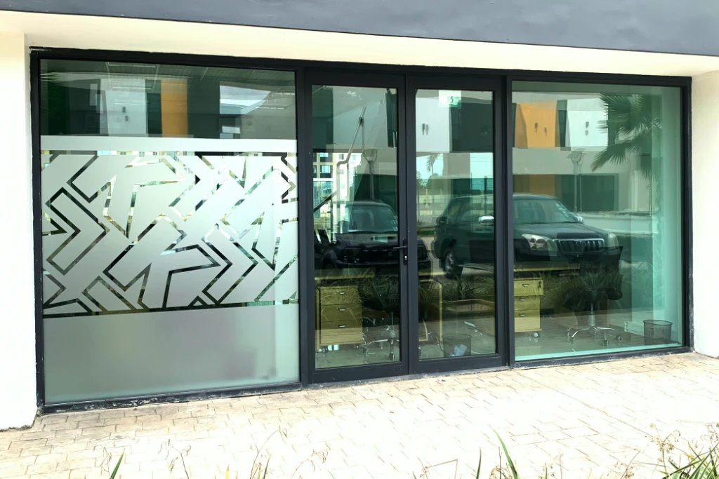 KixiCrédito, 2019 - Decoração Exterior